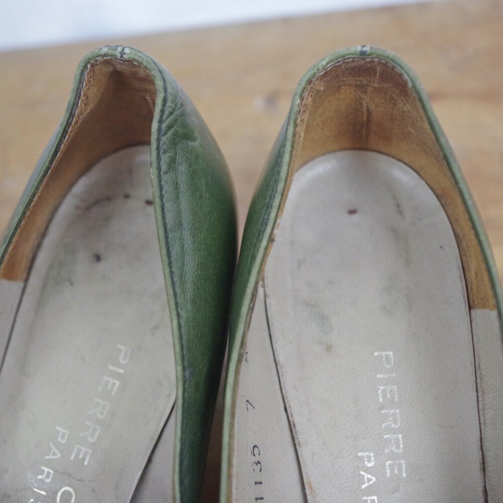 60's Vintage Pierre Cardin Paris Green Leather Buckle Front Heels 7AA - Picture 10 of 12